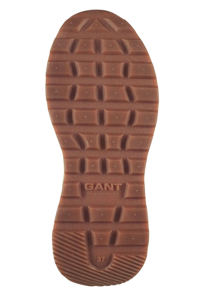 Braune Gummisohle mit einem strukturierten Profilmuster für besseren Halt. Enthält erhabene rechteckige und dreieckige Formen. Mit "GANT" und Größe 37 gekennzeichnet.