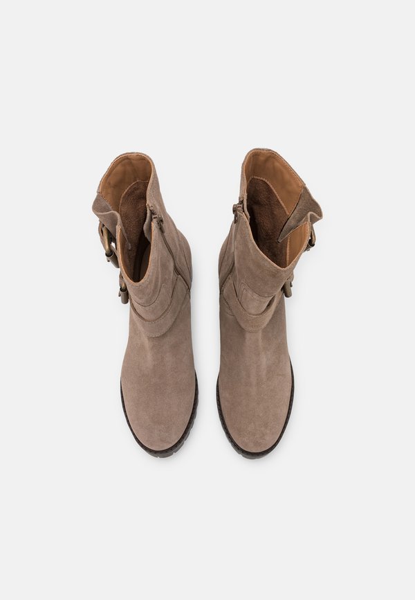 LYNAZ - Classic ankle boots - taupe2