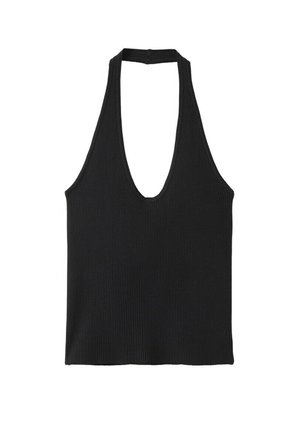 Čierny rebrovaný pletený top na halter s hlbokým výstrihom do V a zapínaním na popruh vzadu, bez rukávov a skrátený strih.