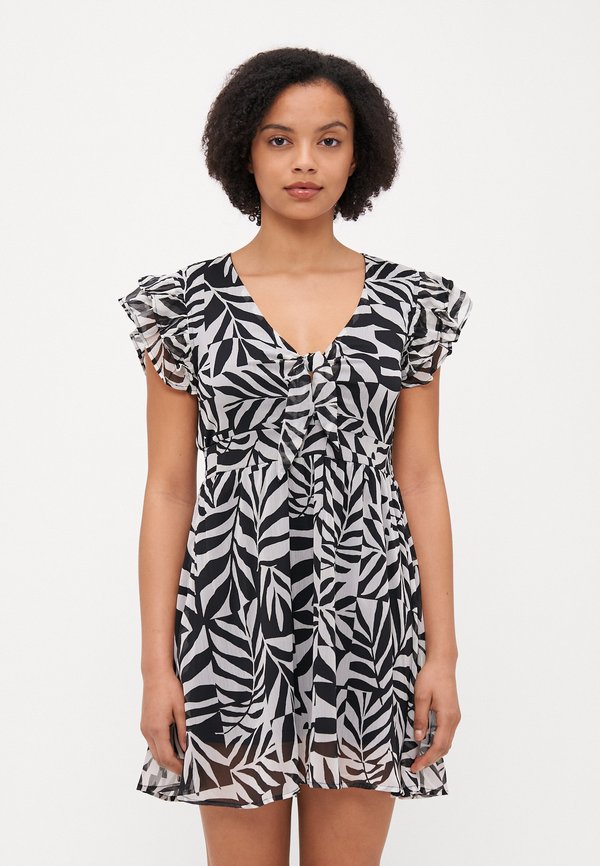 ONLASTA LIFE PEEKABOO DRESS  - Freizeitkleid