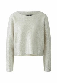 Pull en argent avec texture, à large encolure et manches longues. Conception courte, avec une surface douce et scintillante. Pas de fermetures visibles.