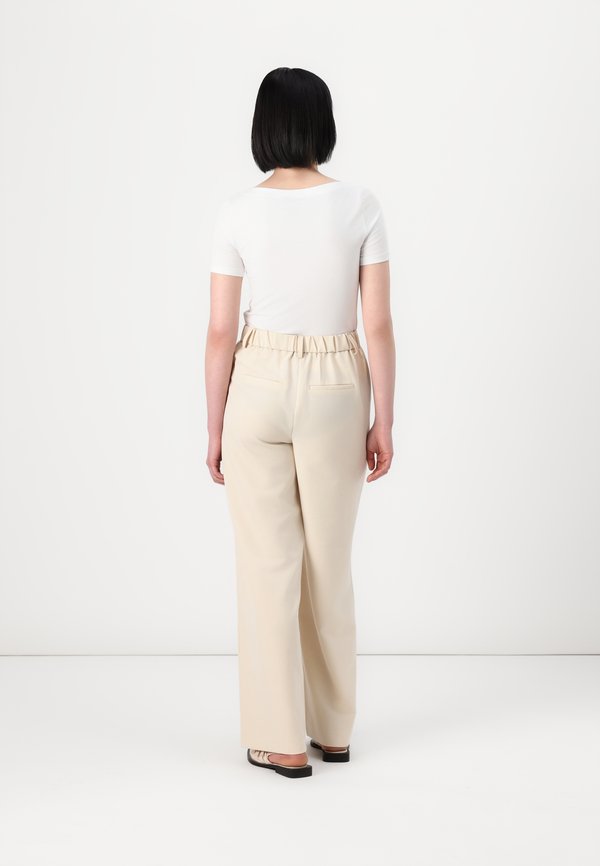 PCKAMIL HW WIDE NOOS BC - Trousers - sandshell2