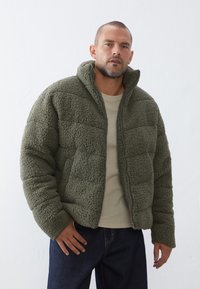 Pier One Fleecejakke - olive