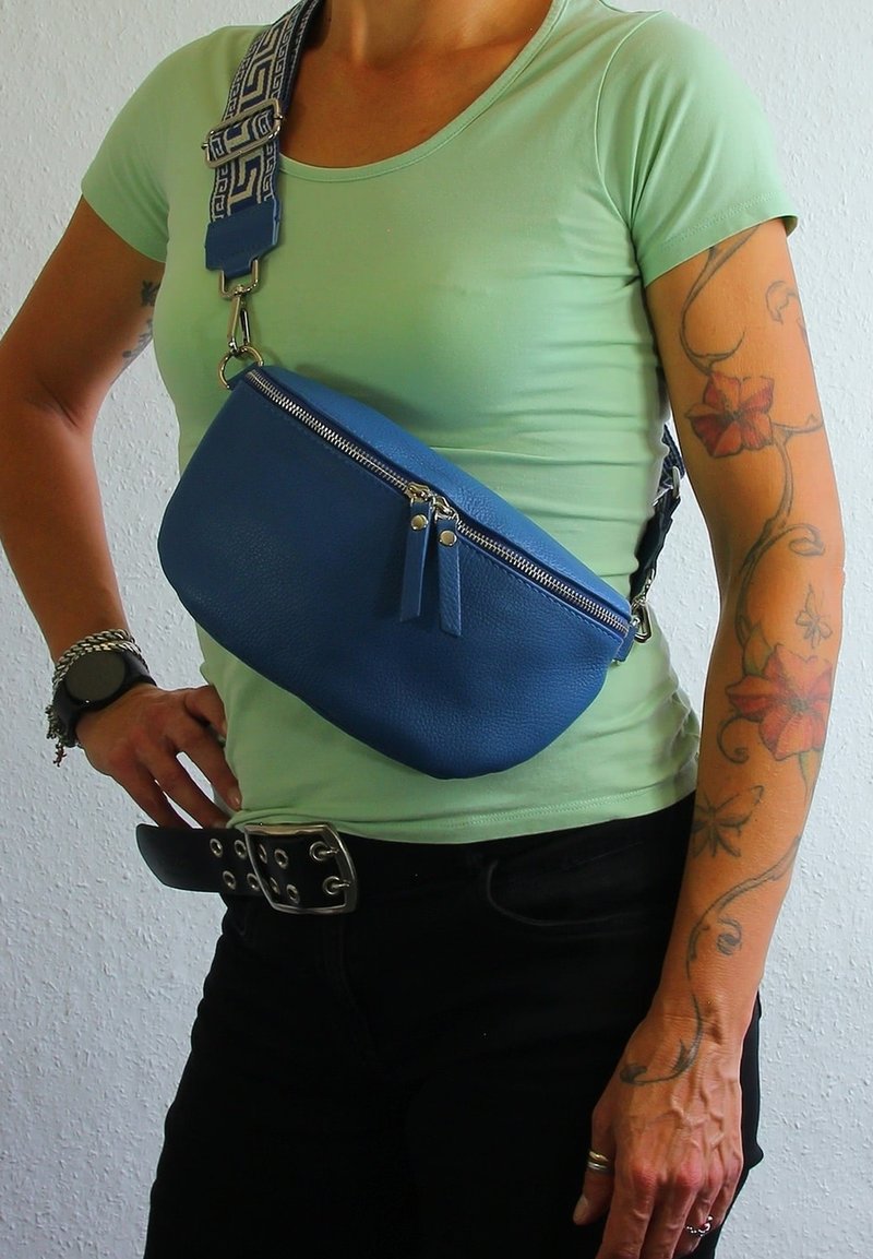 DrachenLeder Heuptas - blau mehrfarbig