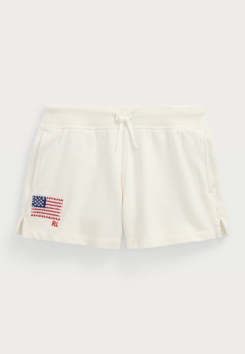 Pantalones cortos de mezcla de algodón en crema con aberturas laterales, con un parche de la bandera americana y las iniciales bordadas "RL" en la pierna izquierda.