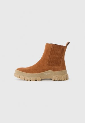 GENEPI - Classic ankle boots - cuoio