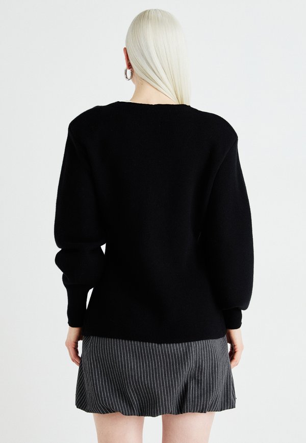 EUGINA RACHELLE  - Cardigan2