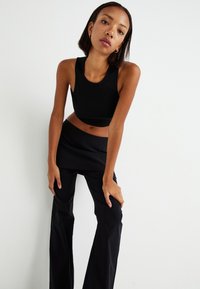 ONLY ONLPADMA FLARED PANT  - Παντελόνι - black