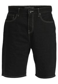 Pantalones cortos de mezclilla negra con costuras en contraste, con un diseño estándar de cinco bolsillos, presillas para cinturón y un cierre de botón en la cintura.