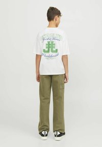 Jack & Jones Junior Majica kratkih rukava s printom - cloud dancer