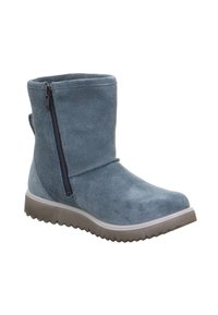 Wildleder Stiefelette in Schieferblau mit seitlichem Reißverschluss, abgerundetem Zehenbereich und grauer Gummisohle mit strukturiertem Profil.