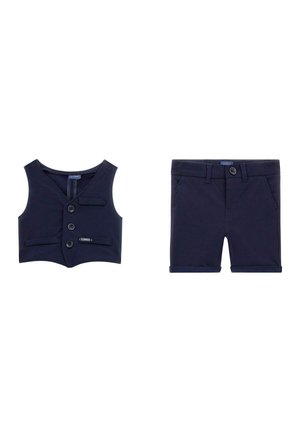 Gilet per bambini blu navy con tre bottoni e due tasche frontali abbinato a pantaloni corti coordinati con bottone e orlo arrotolato.