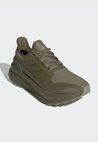 adidas Performance ULTRABOOST 5 GTX - Scarpe da corsa su strada - olive strata   olive strata   silver pebble