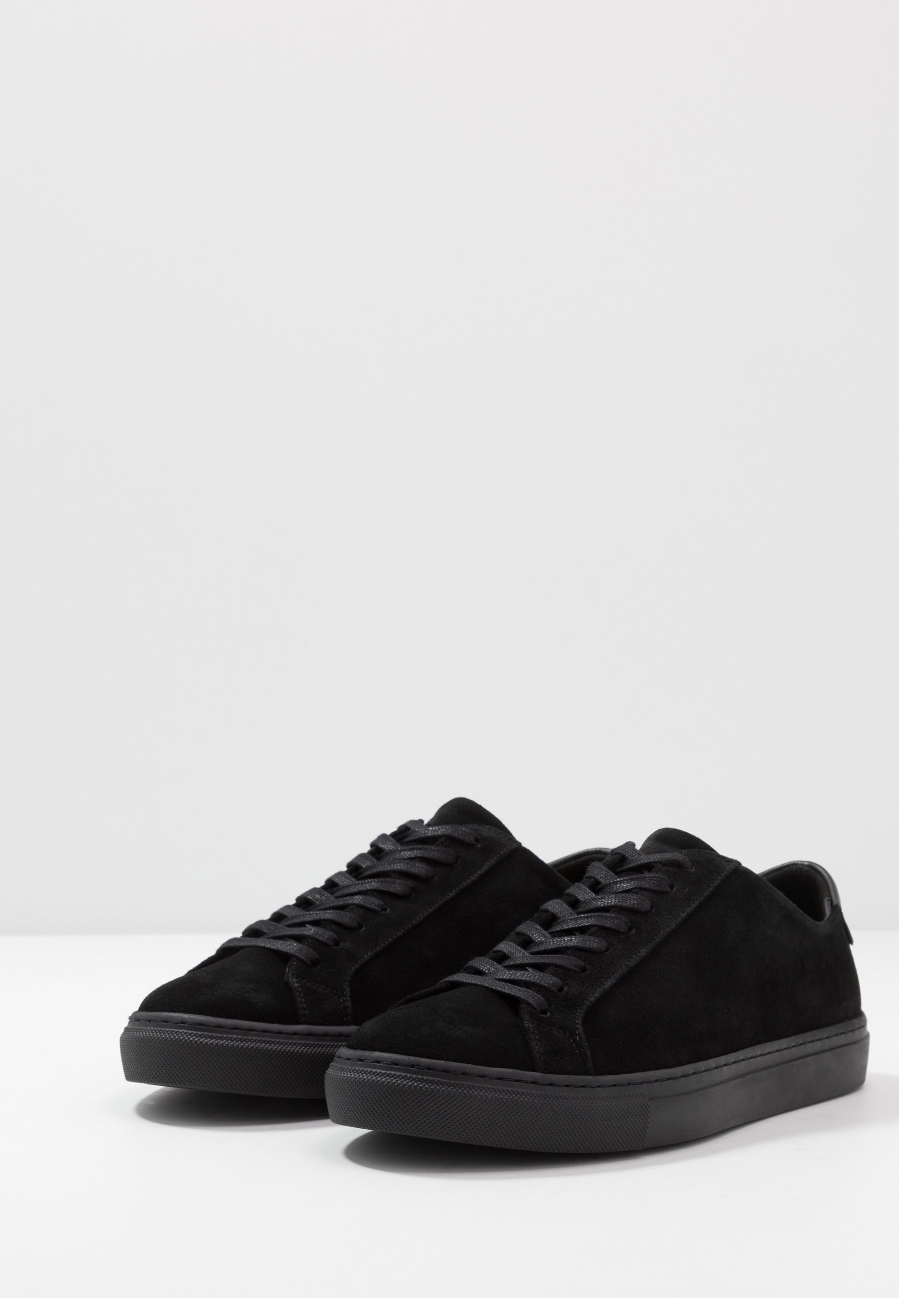 Filippa K MORGAN Joggesko black Zalando.no Filippa K MORGAN BIODEGRADABLE ECO Joggesko black