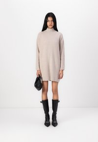 GAP Strikkegenser - cobblestone