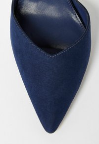 Friends Like These CROSS OVER REGULAR FIT - Klasiski papēži - navy blue