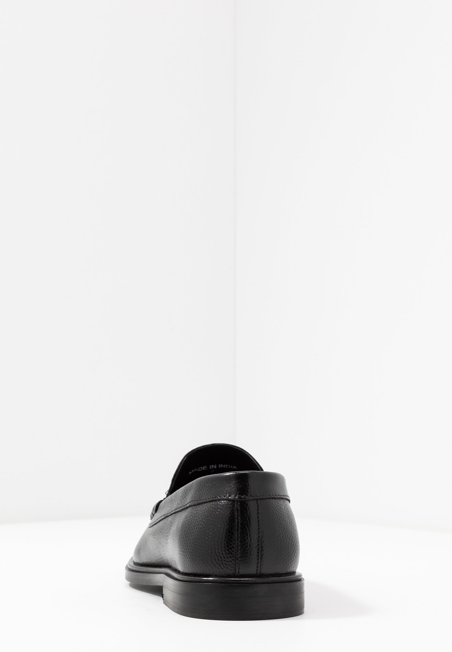 Walk London WEST TASSEL LOAFER Pensko black Zalando.no Walk London TOM TASSEL LOAFER Pensko black Zalando.no