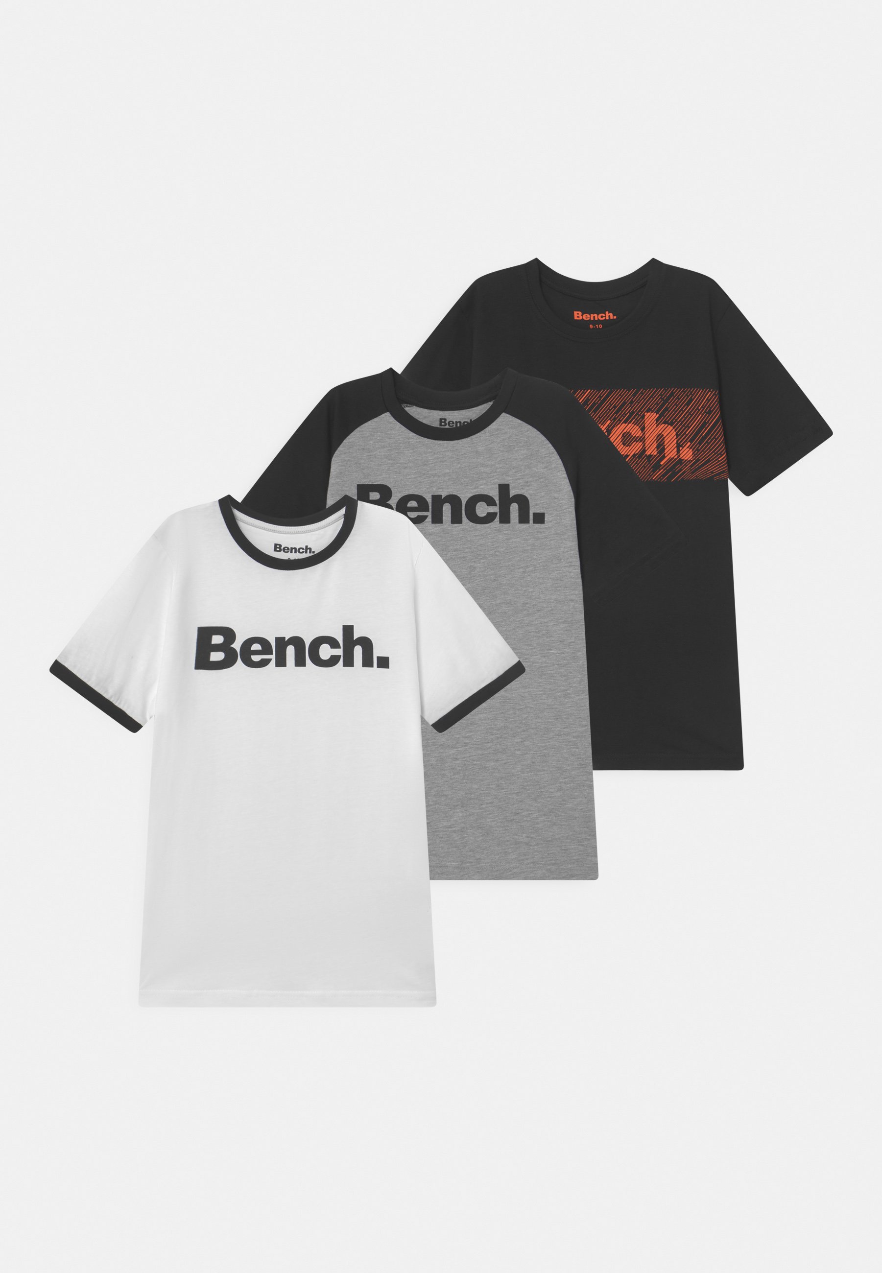 bench black t shirt