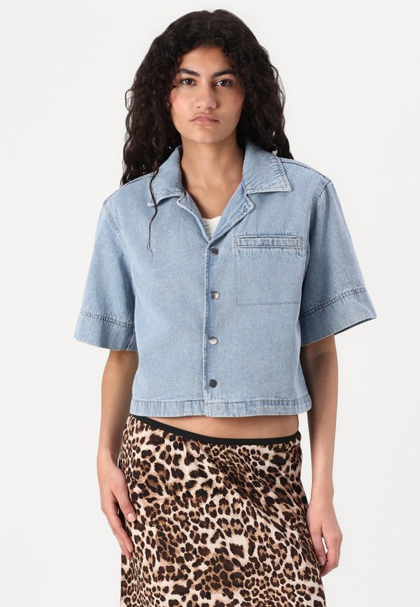 VMMARY V NECK SHIRT - Button-down blouse2