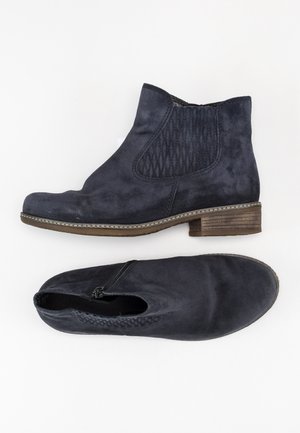 Ankle boot