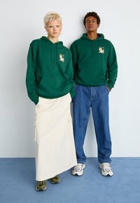 New Balance RELAXED HOODIE UNISEX - Felpa - nightwatch green