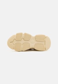 Steve Madden PROTÉGÉ-E - Joggesko - off white/beige