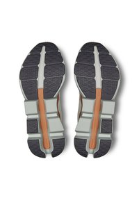 On CLOUDSPARK - Road running shoes - ivory glacier