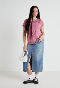 Vero Moda Curve VMCANNE ONECK - Majica kratkih rukava s printom - mesa rose