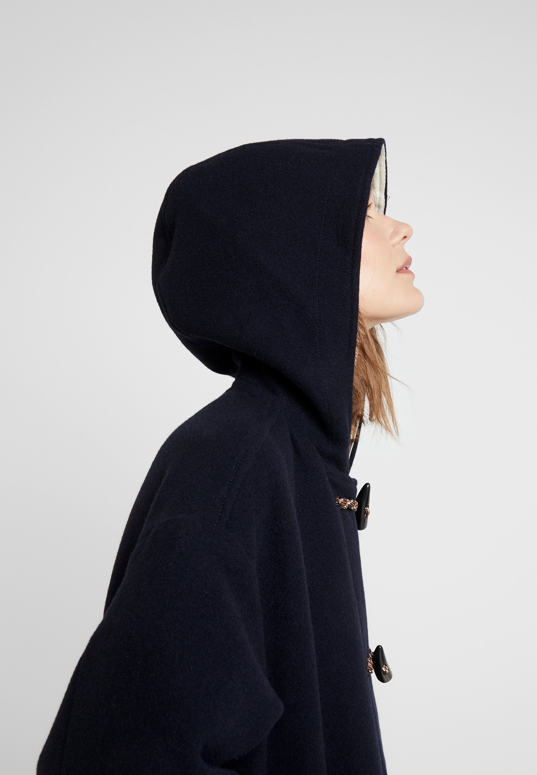 Wood Wood VRENI COAT Kåpe frakk navymørkeblå Zalando.no Wood Wood VRENI COAT Kåpe frakk navymørkeblå Zalando.no