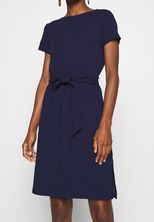 Sukienka z dżerseju