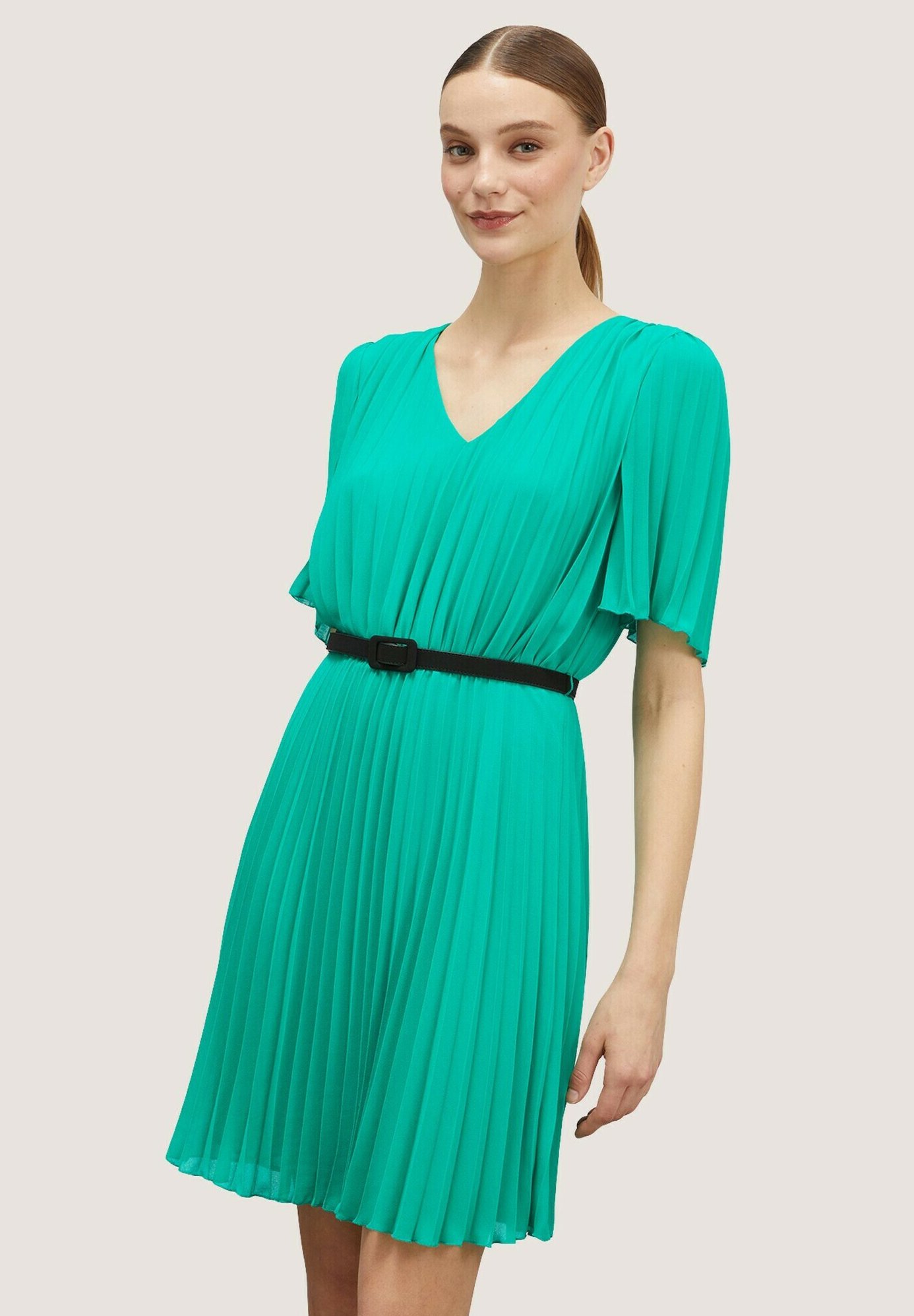 Vestito Purchases Vestito Con Cintura Motivi PLISSÉ CON CINTURA