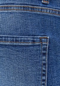 Bershka Jeansy Skinny Fit