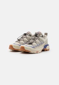 Salomon X ULTRA 360 EDGE - Pohodniški čevlji - almond milk/vintage khaki/spectrum blue