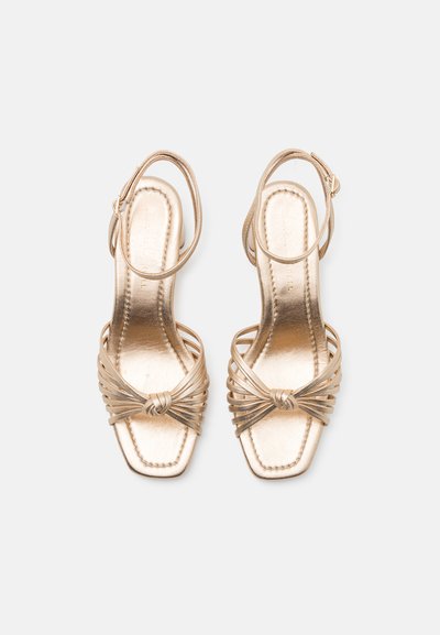 Loeffler Randall OLIVIA KNOT MID HEEL - Σανδάλια - champagne