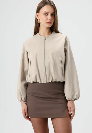 Leichte Jacke - beige