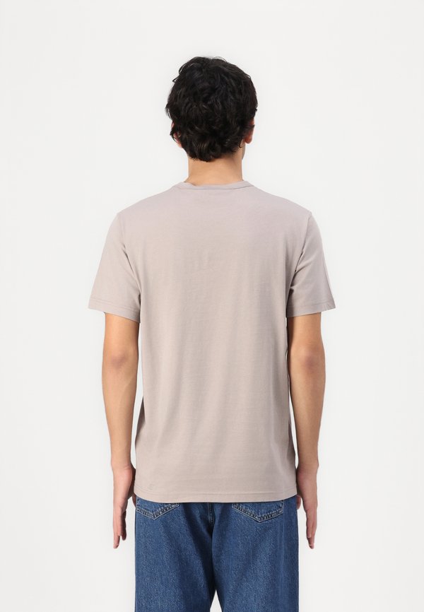 Basic T-shirt - pumice3