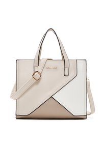 Bolso estructurado en cuero crema y blanco, con diseño geométrico, herrajes dorados, asas superiores y una correa de hombro desmontable.