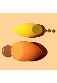 Thumbnail Image 13