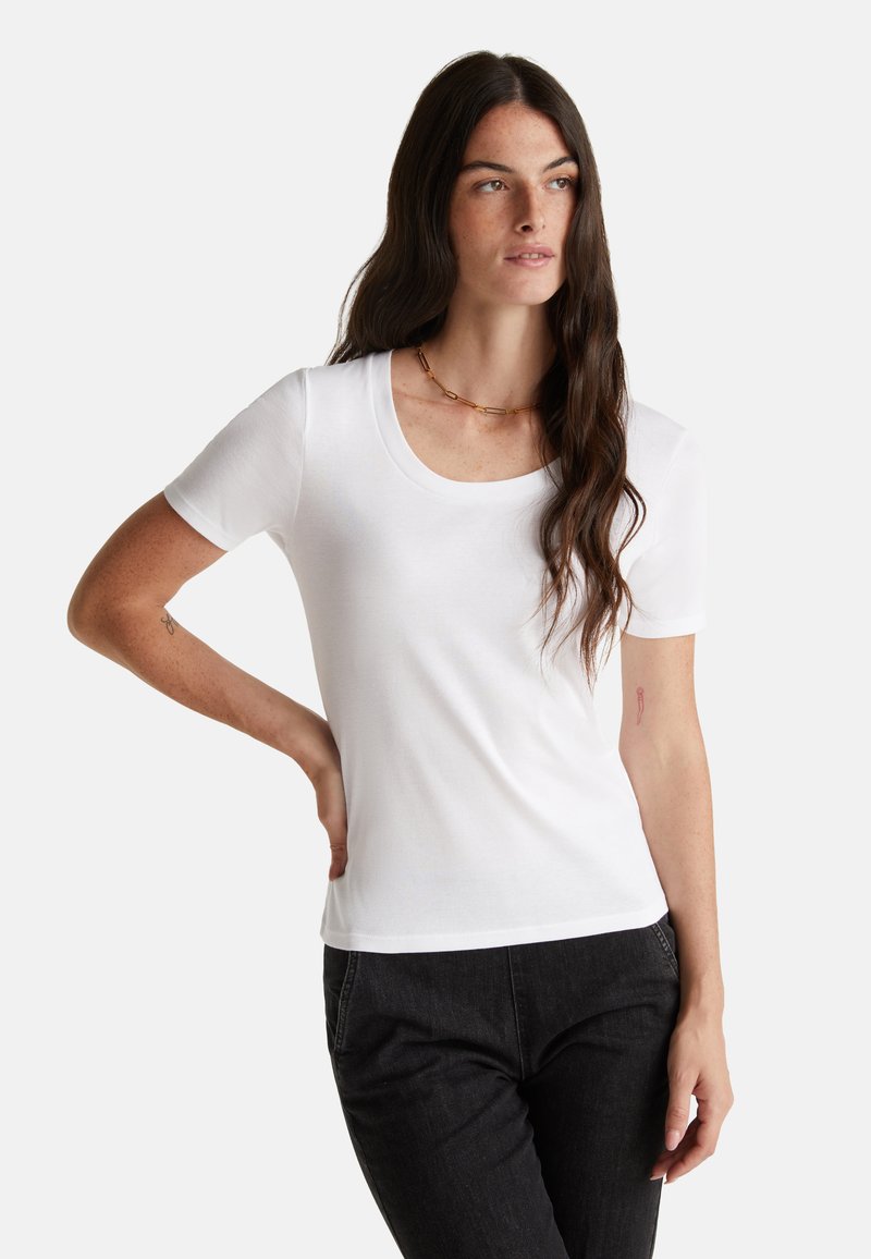 United Colors of Benetton SHORT SLEEVE - Jednoduché tričko - white