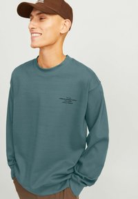 Jack & Jones PREMIUM GEDRUCKT  - Mikina - goblin blue