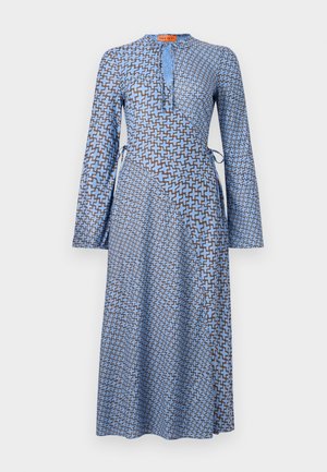 Stine Goya LONG SLEEVE WRAP TIE DRESS - Hverdagskjole - light blue