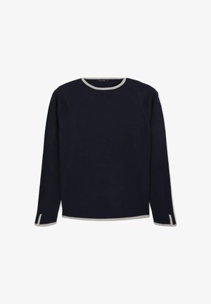 Maglione navy a maniche lunghe con scollo rotondo, bordature grigio chiaro a contrasto e spacchi laterali minimalisti ai polsini. Texture morbida.