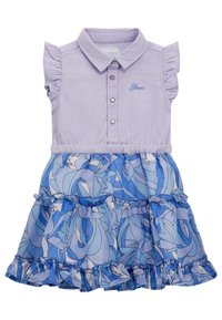Fioletowa sukienka z kołnierzykiem i falbanistymi rękawami; niebieska spódnica w kwiatowy wzór z warstwowymi falbanami; posiada zapięcie na guziki i logo marki.