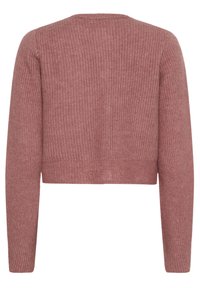 Rövidített pulóver poros rózsaszín színben, kötött textúrával, hosszú ujjak, kerek nyakkivágás és bordázott szegély. A hátsó nézet sima, varrás nélküli kialakítást mutat.