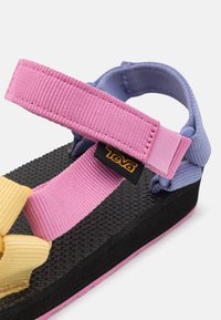 Teva ORIGINAL UNIVERSAL UNISEX - Sandále na chodenie - rosebloom/multi-coloured