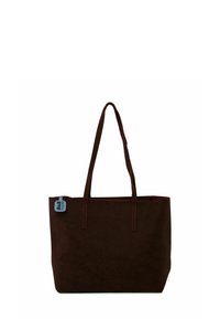 Hnedá semišová taška s dvoma dlhými uchami, obdĺžnikový tvar a kontrastný červený interiér. Obsahuje malú modrú nálepku na jednej strane.