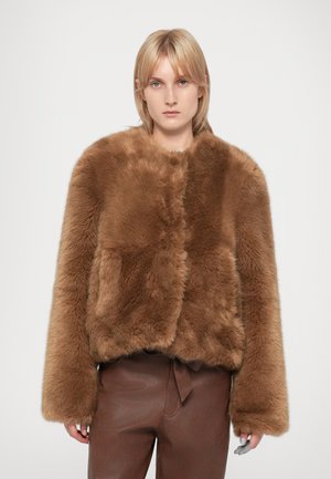 HALLE JACKET - Chaqueta de invierno - nougat