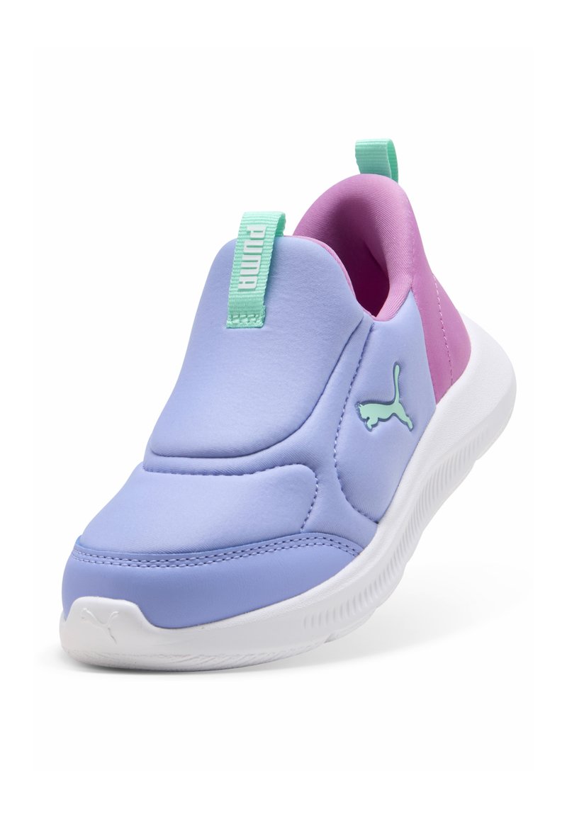 Puma Mint Green and Purple Athletic Shoes 26902130_61223596_600.jpg main image 3