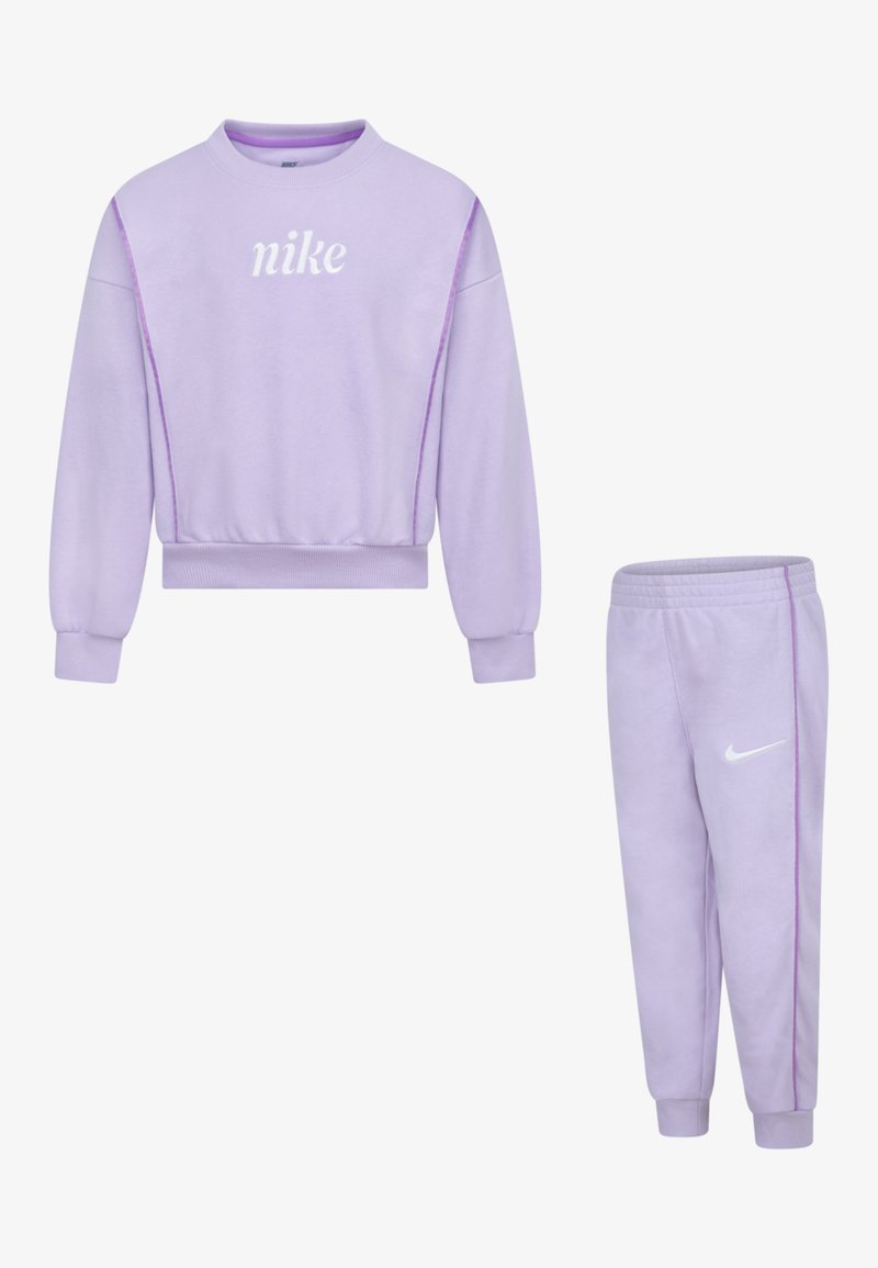 Nike Sportswear - ESSENTIALS CREW SET - Bluză de molton - doll, Extindeți