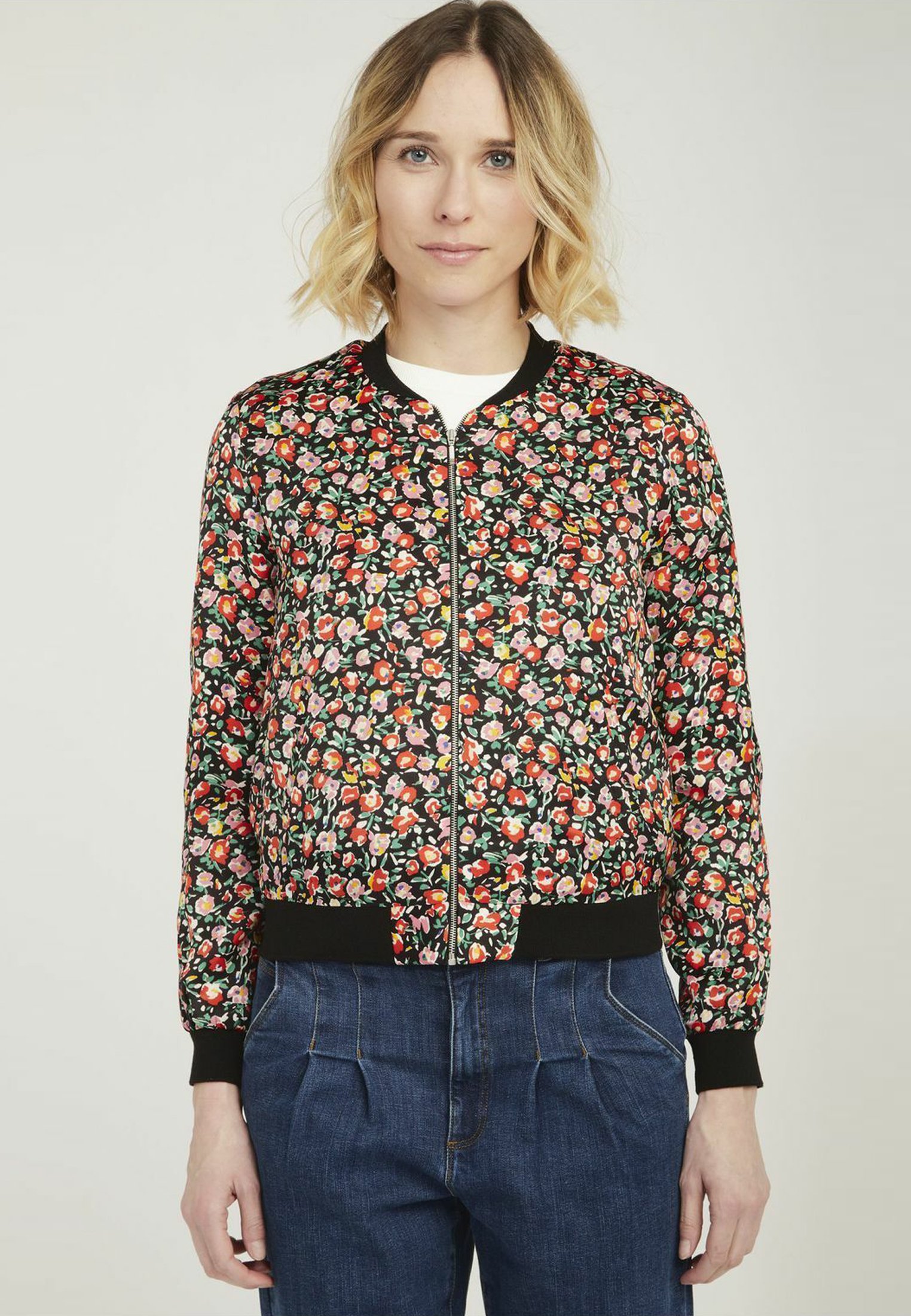 NAF NAF Dames jassen online kopen | Gratis verzending* | ZALANDO NAF NAF Dames jassen online kopen | Gratis verzending* | ZALANDO